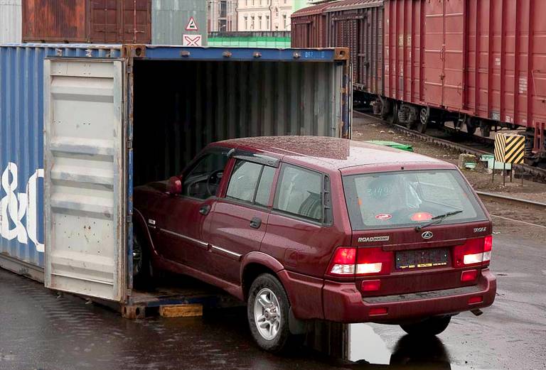 Отправить жд контейнером автомобиль стоимость из Мурманска в Челябинск