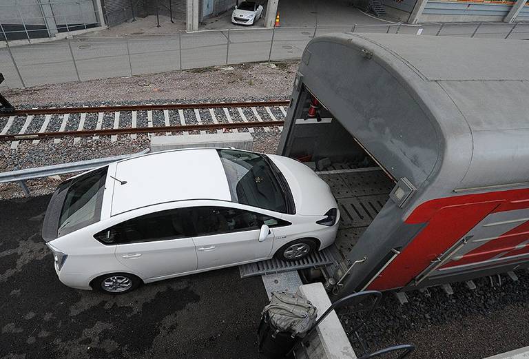 Стоимость транспортировки жд сеткой автомобиля из Брянска в Мурманск